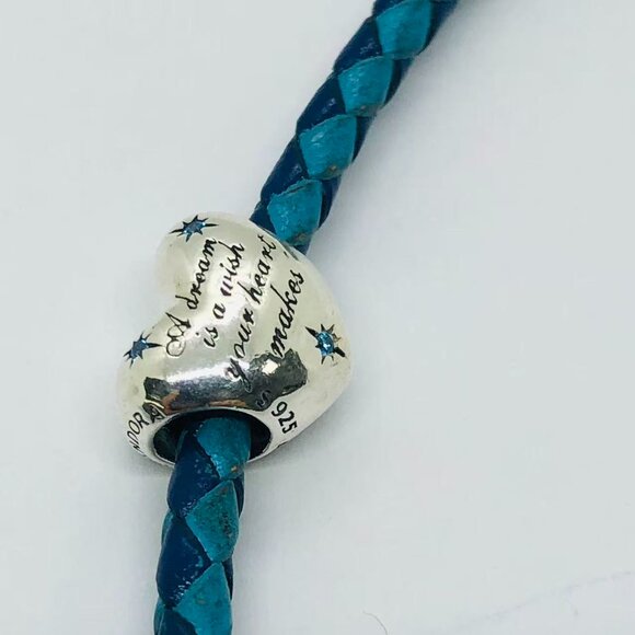 ✨✨Pandora Disney Cinderella's Dream Heart Charm - Picture 2 of 5